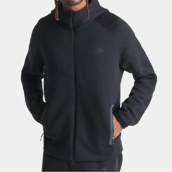 XXL Nike Tech Fleece Track Suit (Top & Bottom) - Picture 4 of 4